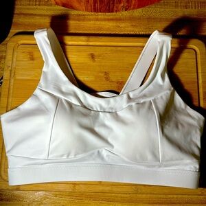 New Running Girl Medium White Medium Impact Sports Bra. Never worn, but no tags